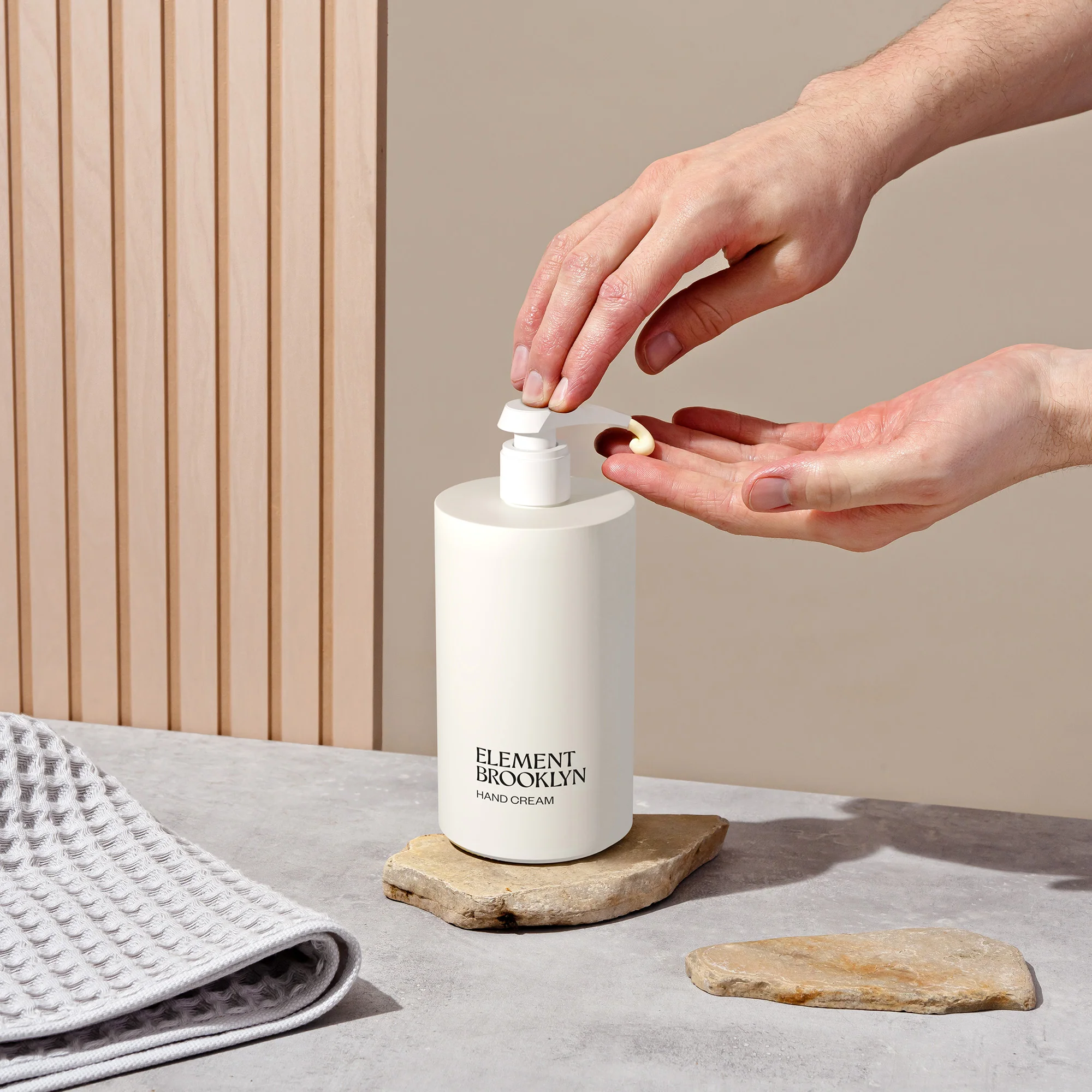Reusable Hand Cream Dispenser - Image 3